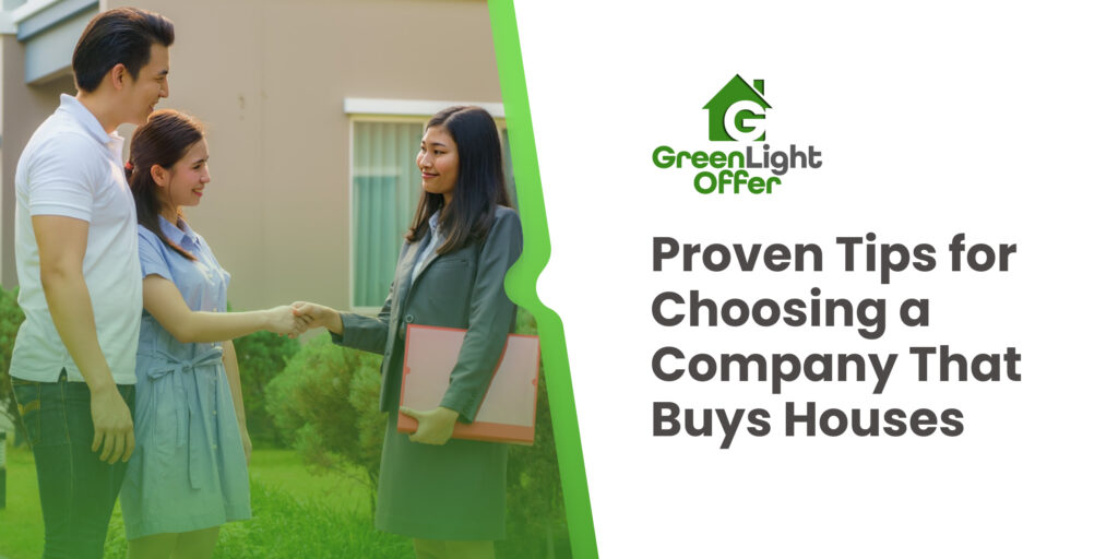 Couple shaking hands with a real estate agent outside a house, featuring "GreenLight Offer" logo and text "Proven Tips for Choosing a Company That Buys Houses," representing cash home buying services in Houston.